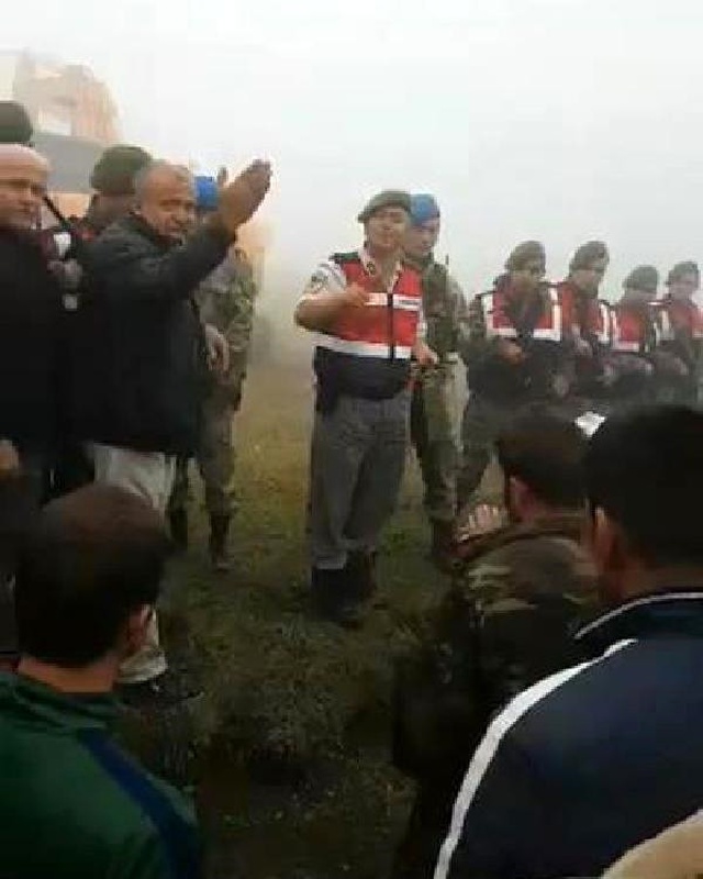 Yaylalara Kaçak Gecekondu Yaptılar, Yıkım Ekiplerine Bayrakla Direndiler