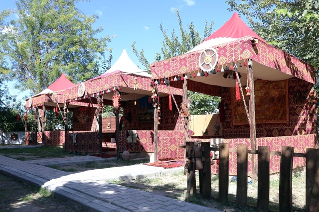 Diriliş Ertuğrul'dan İlham Alan Malatyalı İşletmeci, Selçuklu Dönemini Yansıtan Lokanta Açtı