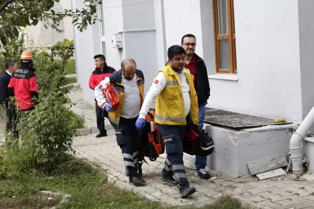 Boşandığı Eşini Mal Paylaşımı Yüzünden Öldürdü, Sonra da Bıçağı Kendi Kalbine Sapladı!