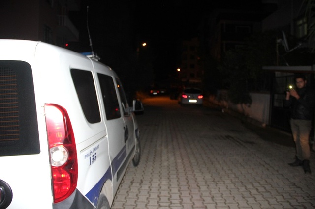Tadilat Yaparken Duvarın Altında Kalan Polis Hayatını Kaybetti