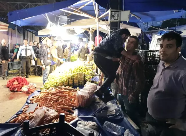 Emekli Polis, Kendisine Mandalina Seçtirmeyen Pazarcılara Kurşun Yağdırdı