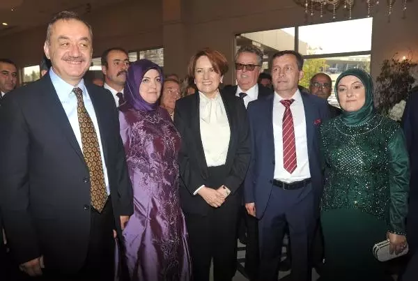 Nihak Şahidi Olan Meral Akşener: Sünnette İktidar Olmuştuk, Düğünde İki Katını Bekliyorum