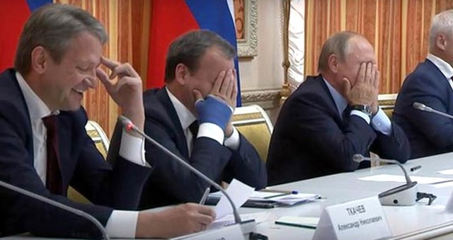 Rus Tarım Bakanı Tkaçev'den Skandal Gaf: Domuz Etini Endonezya'ya da Yediririz