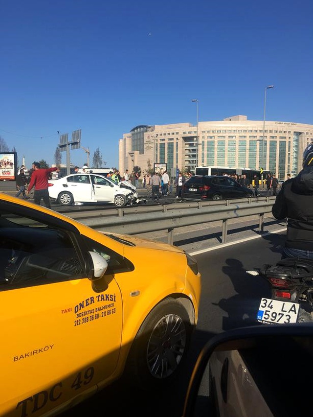 D-100 Karayolundaki Zincirleme Kaza Trafiği Durma Noktasına Getirdi