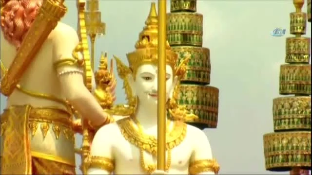 Tayland Kralının Yakılacağı Saray Sadece 10 Ayda Tamamlandı