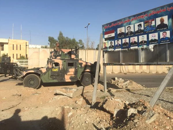 Kerkük'te Barzani'nin Partisinin Tutukluları Sorguladığı Binaya Komandolarla Operasyon