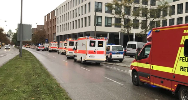 Münih'te Bıçaklı Saldırı Dahşeti! 4 Kişi Yaralandı