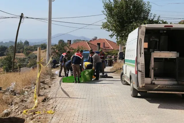 Muğla'da Akılalmaz Cinayet! Balkona Çıktı, Yoldan Geçeni Vurdu!