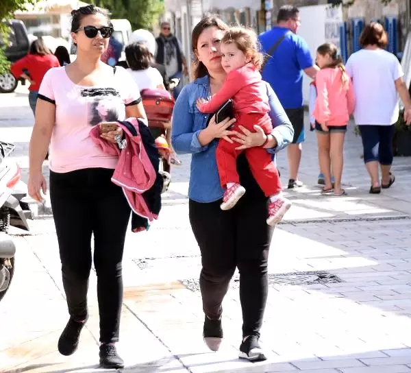 Bodrum'daki Deprem Paniğe Yol Açtı! Veliler Panikle Okullara Koştu