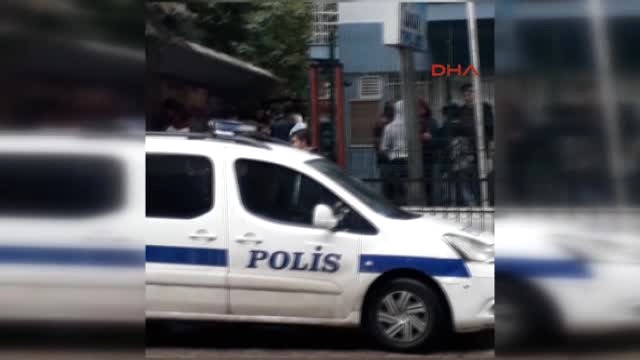 İzmir'de FETÖ Operasyonu! Öğrenciler Dersteyken Özel Okul Kapatıldı