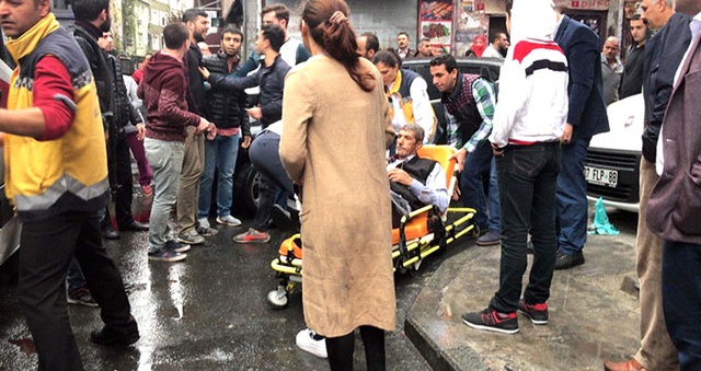 Okmeydanı'nda İki Grup Arasında Silahlı ve Bıçaklı Kavga: 1 Ölü, 3 Yaralı