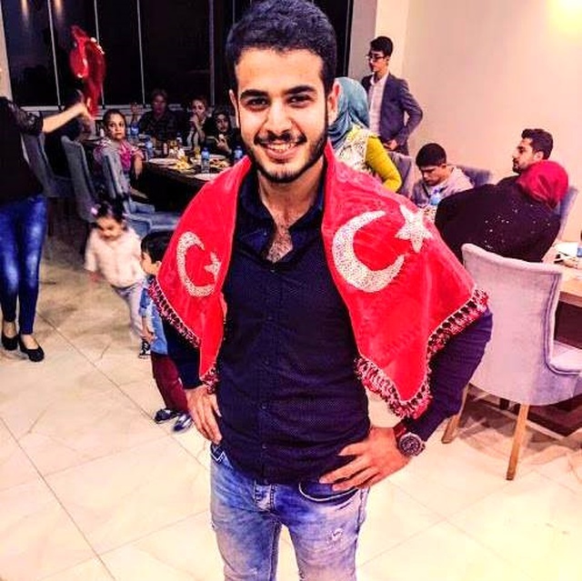Sel Sularında Cenazesi Bulunan Askerden Geriye Türkü Söylediği Görüntüler Kaldı