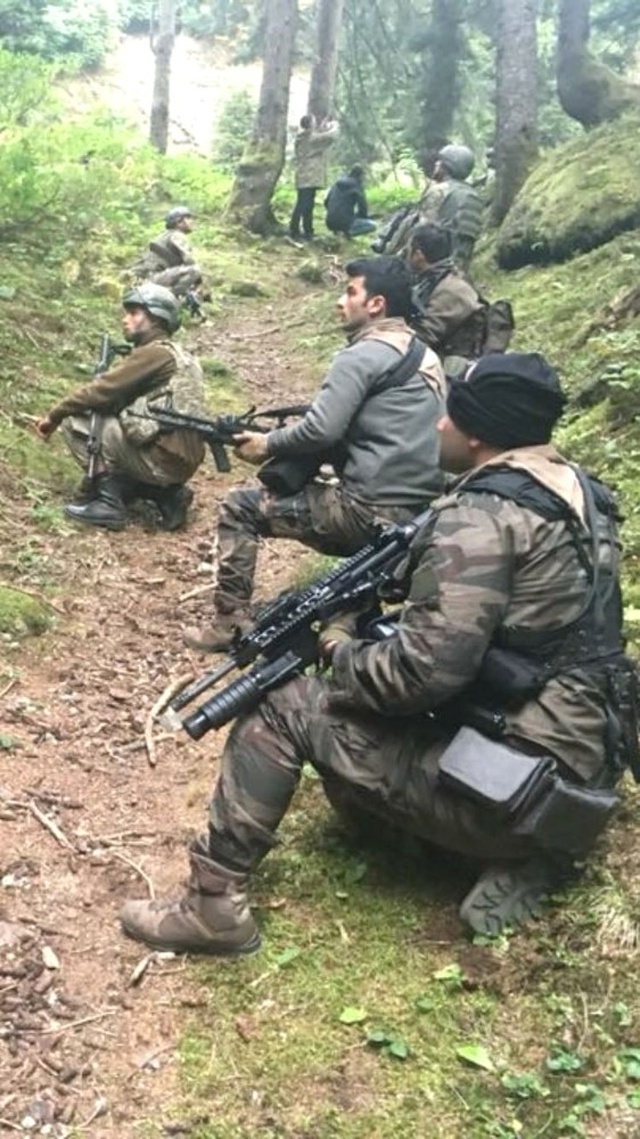 <a class='keyword-sd' href='/dogu-karadeniz/' title='Doğu Karadeniz'>Doğu Karadeniz</a>'de Sıkışan Teröristlerden İtiraf: Nefes Alamıyoruz