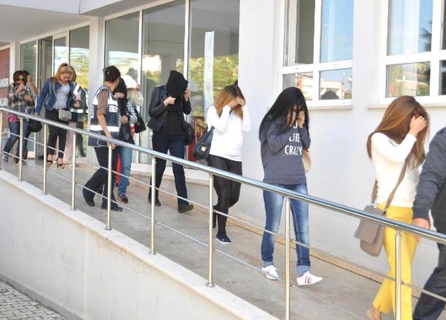 Fuhuş Operasyonunda Yakalanan Kadınların Meslekleri