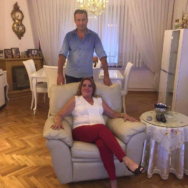 Kadıköy'de Kadın Sürücü, 23 Yaş Küçük Kocası Tarafından Aracında Öldürüldü