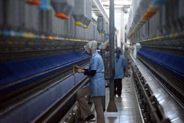 İşçi Bulamayan Fabrikalar, Afişle İşçi Arıyor
