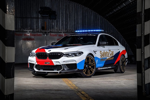 Motogp İçin <a class='keyword-sd' href='/bmw/' title='Bmw'>Bmw</a> M5 Yeniden Tasarlandı