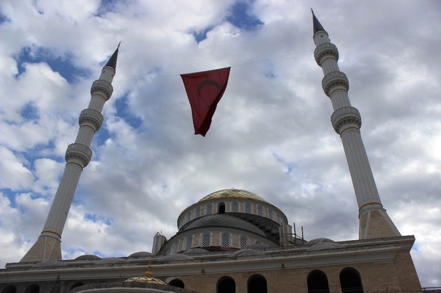 Bursa'da 13 Milyon Liraya Cami Satışa Çıkarıldı