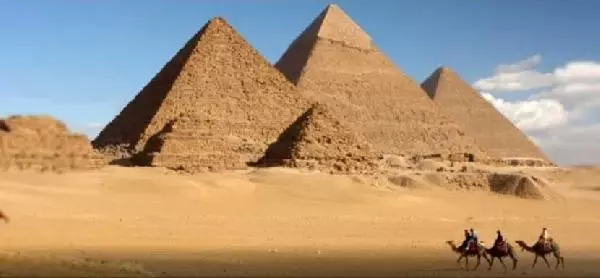 Mısır'daki Büyük Giza Piramidi'nde Gizemli Bir Oda Bulundu