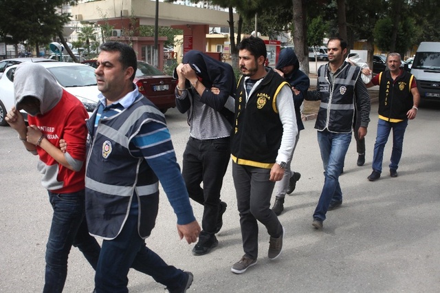 Kiloları Yüzünden İş Bulamayan Genç Kadın, Eskort Sitelerinde Metin Yazmaya Başlamış