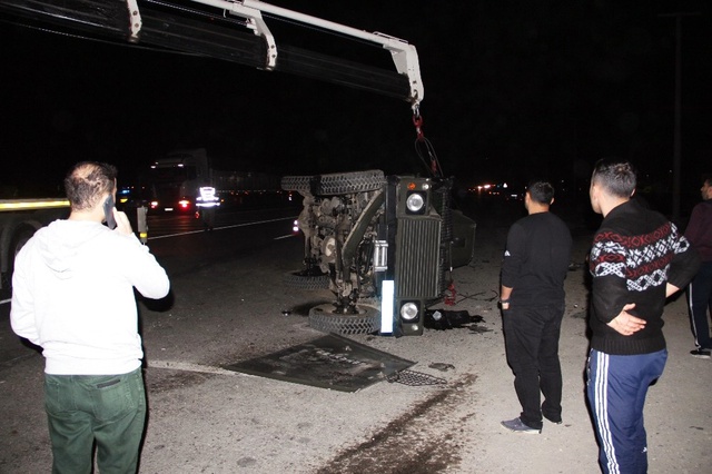 Batman'da Askeri Araç ile Otomobilin Çarpışması Sonucu 3'ü Asker 5 Kişi Yaralandı