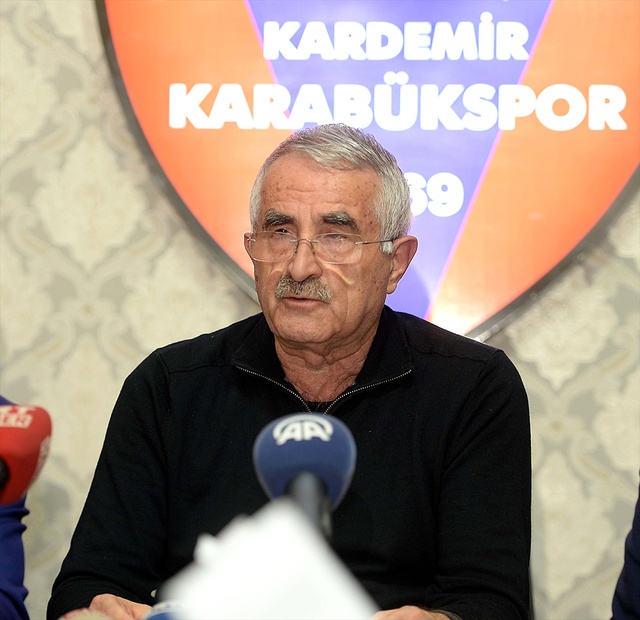 Kardemir Karabükspor'da Başkan ve Yöneticiler İstifa Etti