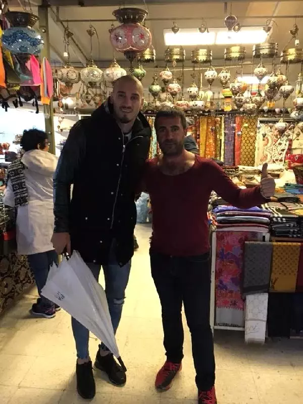 Galatasaraylı Maicon, Milli Takım İzninde Ailesiyle Beraber Kapadokya'yı Gezdi