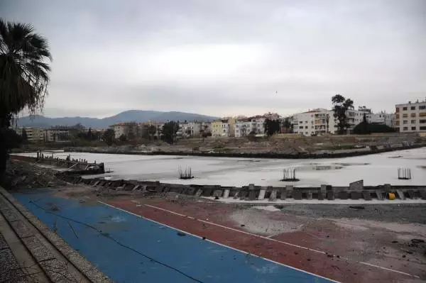 Binlerce Kişinin Beklediği Karşıyaka Stadına Yine Son Dakikada İtiraz Geldi