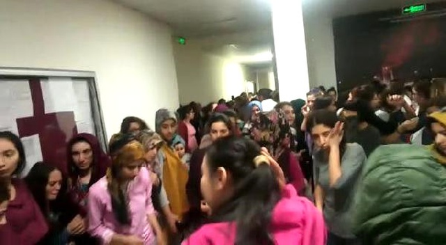 Karaman'da Kız Yurduna Korku Saçan 3 Öğrenci, Şakalarından Kendileri de Korkmuş