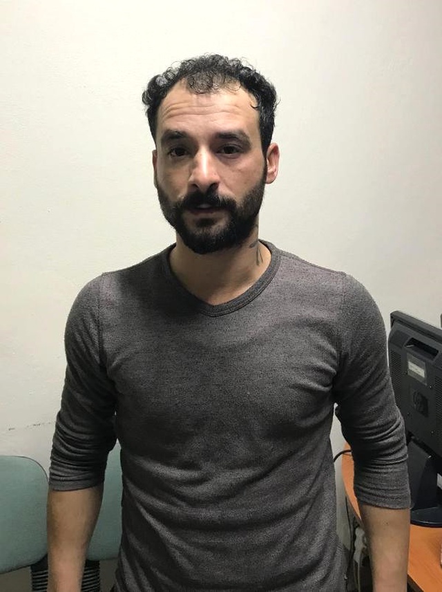 Eski Sevgilisine Kurşun Yağdıran Maganda, Dehşet Anlarını Sosyal Medyada Anlattı