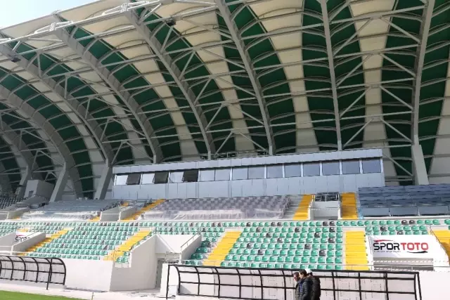 Akhisarspor, İkinci Devre Maçlarını Yeni Statta Oynayacak