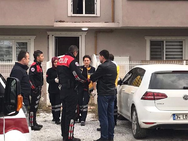 Müteahhit ve Sevgilisi Ölü Bulundu Cesedin Elindeki Silah Her Şeyi Aydınlattı