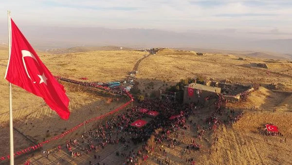 20 Bin Erzurumlu, Ruslara Karşı Destan Yazılan Aziziye Tabyaları'na Yürüdü