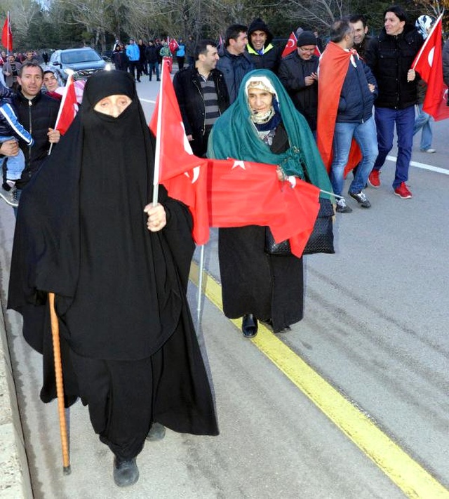20 Bin Erzurumlu, Ruslara Karşı Destan Yazılan Aziziye Tabyaları'na Yürüdü