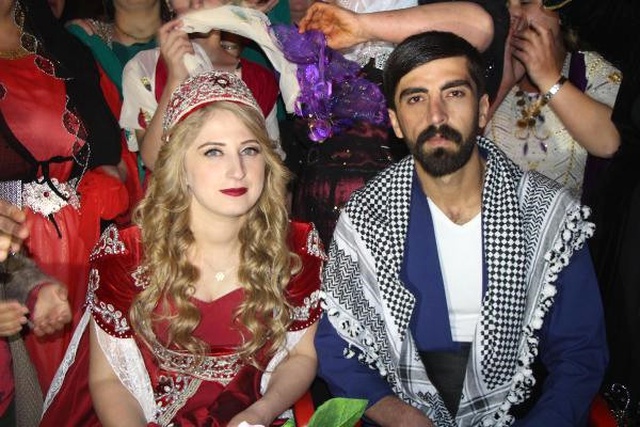 Uludere'de 3 Gün 3 Gece Süren Aşiret Düğünü! Davetliler Apaçi Dansıyla Kendinden Geçti