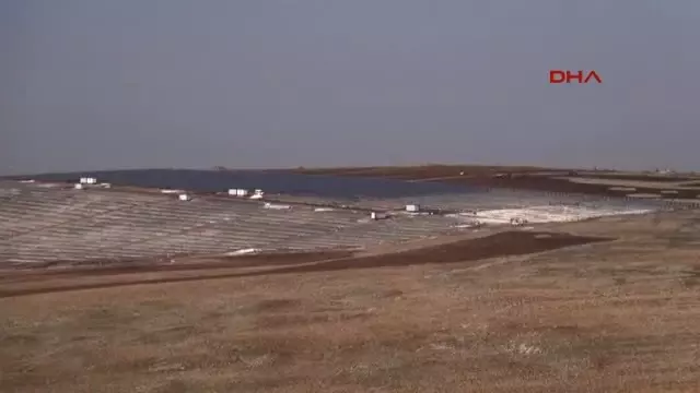 Şanlıurfa'da Ot Yetişmeyen Araziler, GES Tarlasına Dönüştü