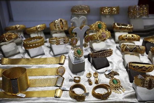 2 Bin Liralık Beş Taş Yüzük 600 Liraya Satılıyor, İndirim 5 Gün Sürecek