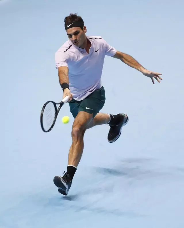 İsviçreli Tenisçi Roger Federer, ATP Finallerinde Yarı Finalde