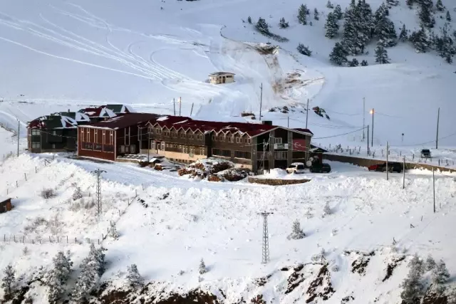 Zigana Dağı'nda Kar Kalınlığı 50 Santimetreyi Aştı