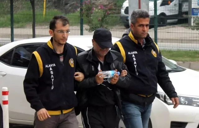 Fuhuşa Aracılık Eden Şüpheli, Yakalanınca Polise 1 Milyon TL Rüşvet Teklif Etti