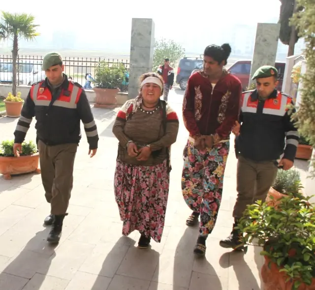 Kadın Kılığına Girerek Soygun Yapan Hırsız, Jandarma Ekiplerine Yakalandı