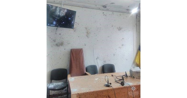 Oğlu Öldürülen Baba, Duruşma Salonunda 2 El Bombasının Pimini Çekti: 2 Ölü