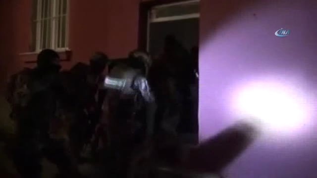 İstanbul'da DEAŞ Operasyonu: 26 Gözaltı