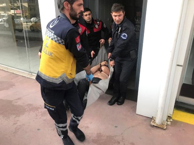 Beşiktaş'ta Bir İş Yerine Pompalı Tüfekle Baskın: 2 Yaralı