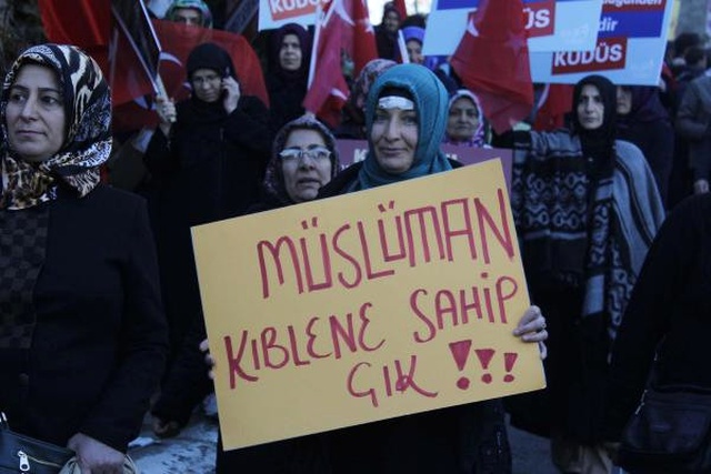 ABD Başkonsolosluğu Önünde