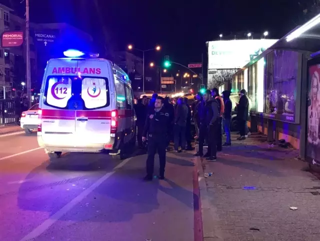 Bağdat Caddesi'nde Kontrolden Çıkan Araç 2 Yayayı Ezip Geçti