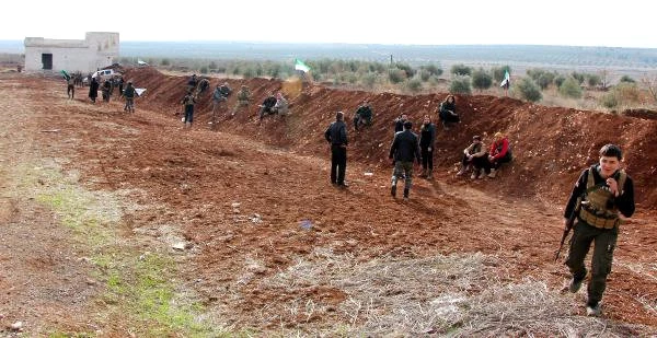 Muhalifler, Afrin Operasyonu İçin Elleri Tetikte Bekliyor