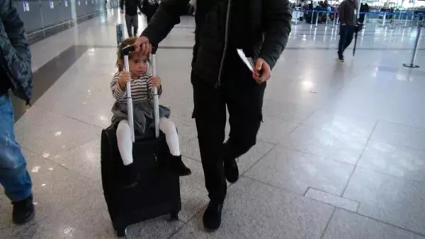 Mahsun Kırmızıgül Kızı Lavin'i Böyle Eğlendirdi