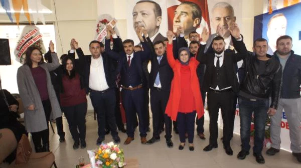 AK Parti'den Rıdvan Dilmen'e Eleştiri: Erdoğan'ı Deniz Gezmiş'e Benzetmek İftiradır