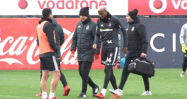 Beşiktaş'ta Talisca Antrenmanı Yarıda Bıraktı